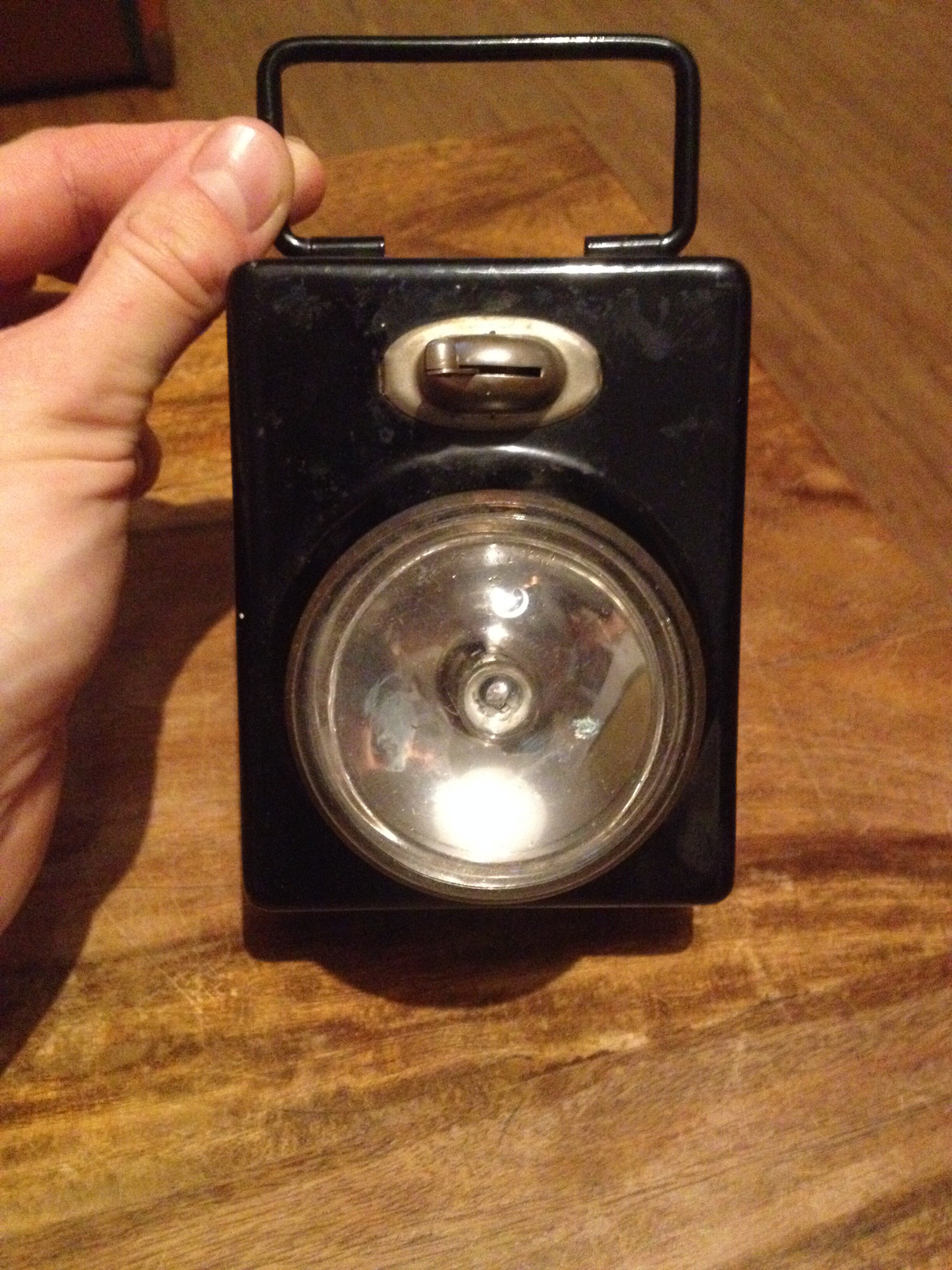 Tucholskys Taschenlampe (KTL, CC BY-NC-SA)